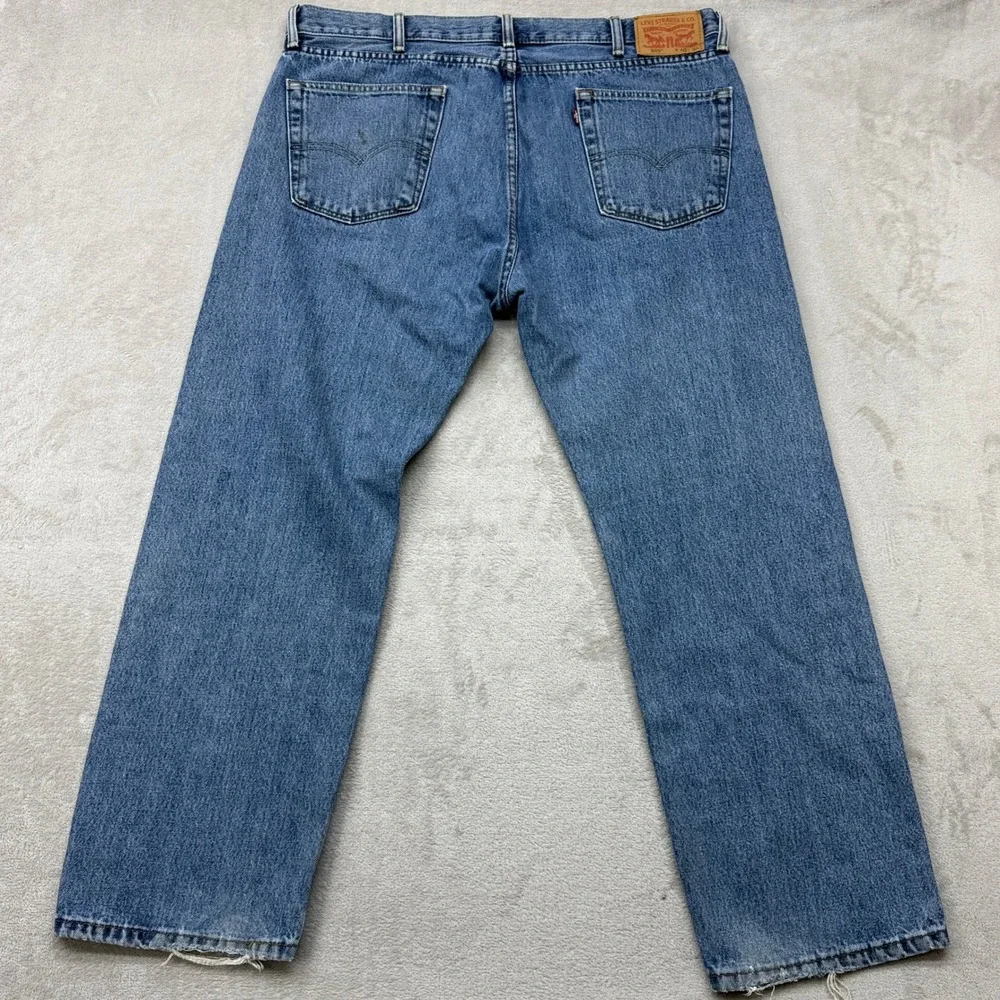 Levi's 505 Regular Fit Jeans Mens 40x30 Blue Straight Leg Medium Wash Denim